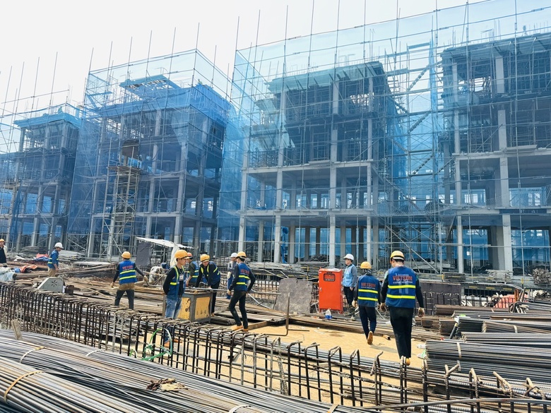 Giải ph&aacute;p n&agrave;o gi&uacute;p giảm thiểu l&atilde;ng ph&iacute;, th&uacute;c đẩy chuyển đổi số ng&agrave;nh X&acirc;y dựng?- Ảnh 2.