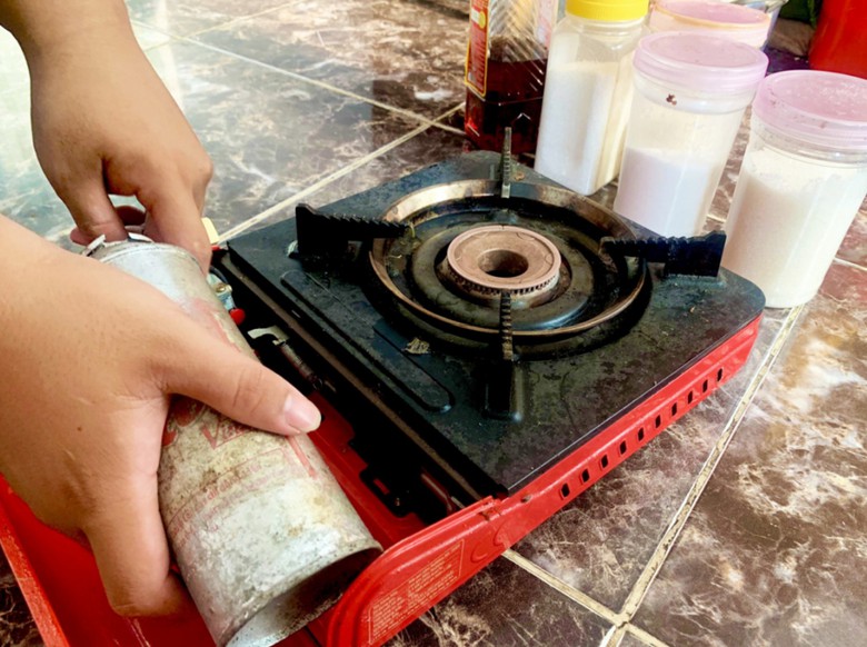 Nổ bình ga mini khi ăn lẩu, một người đàn ông bị chấn thương nghiêm trọng vùng kín- Ảnh 1. Nổ bình ga mini khi ăn lẩu, một người đàn ông bị chấn thương nghiêm trọng vùng kín- Ảnh 1.