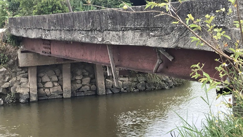 Nhiều cầu dân sinh tại Hà Tĩnh xuống cấp nghiêm trọng, người dân thấp thỏm mùa mưa lũ- Ảnh 10. Nhiều cầu dân sinh tại Hà Tĩnh xuống cấp nghiêm trọng, người dân thấp thỏm mùa mưa lũ- Ảnh 10.