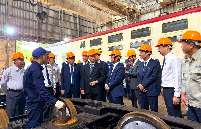 Phó Thủ tướng Trần Hồng Hà: Đường sắt phải bứt phá tư duy để phát triển- Ảnh 7. Phó Thủ tướng Trần Hồng Hà: Đường sắt phải bứt phá tư duy để phát triển- Ảnh 7.