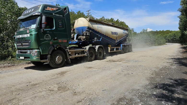 To&agrave;n cảnh tỉnh lộ xuống cấp, tiềm ẩn tai nạn ở Huế vừa được ph&ecirc; duyệt đầu tư 71 tỷ đồng- Ảnh 11.