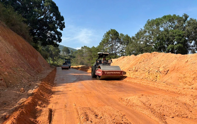 Tăng tốc thi c&ocirc;ng dự &aacute;n 600 tỷ đồng kết nối L&acirc;m Đồng - Đắk Lắk- Ảnh 9.