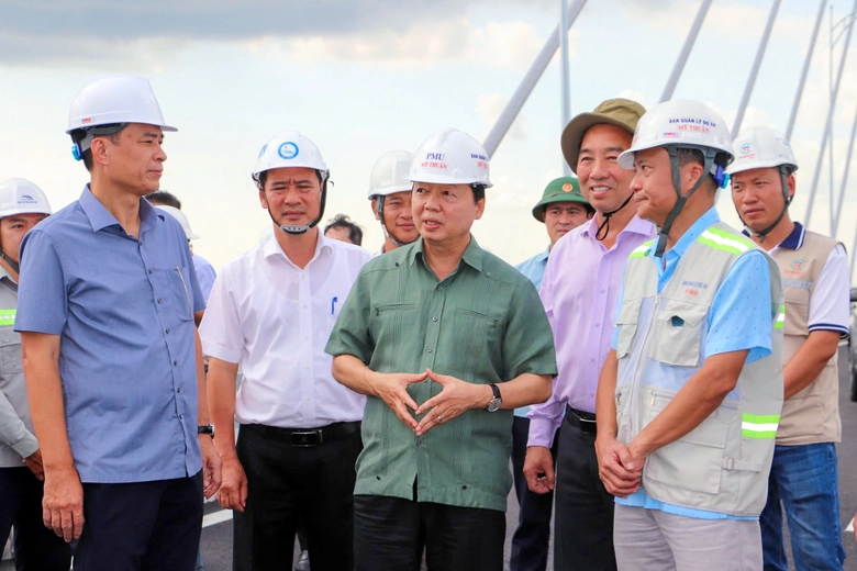 Ph&oacute; Thủ tướng: Cầu Rạch Miễu 2 l&agrave; "xương sống" giao th&ocirc;ng v&ugrave;ng Đồng bằng s&ocirc;ng Cửu Long- Ảnh 1.