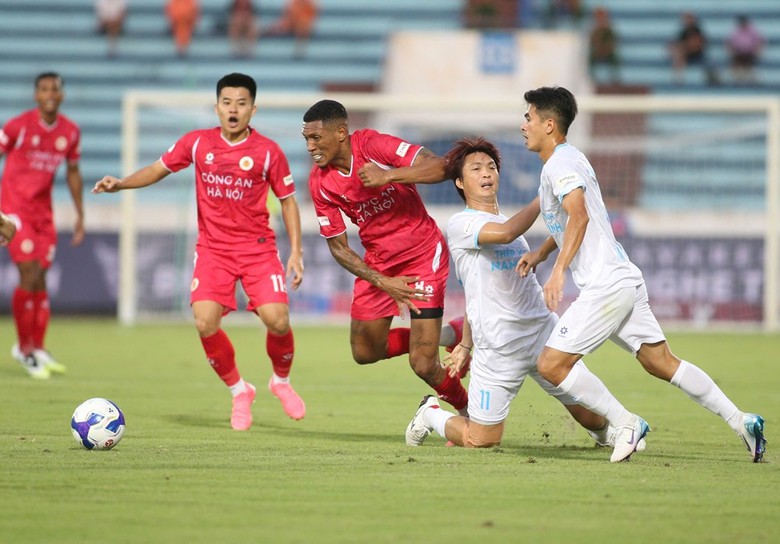 Sao U23 Việt Nam tỏa s&aacute;ng, CAHN lần đầu gi&agrave;nh Si&ecirc;u c&uacute;p Quốc gia- Ảnh 2.