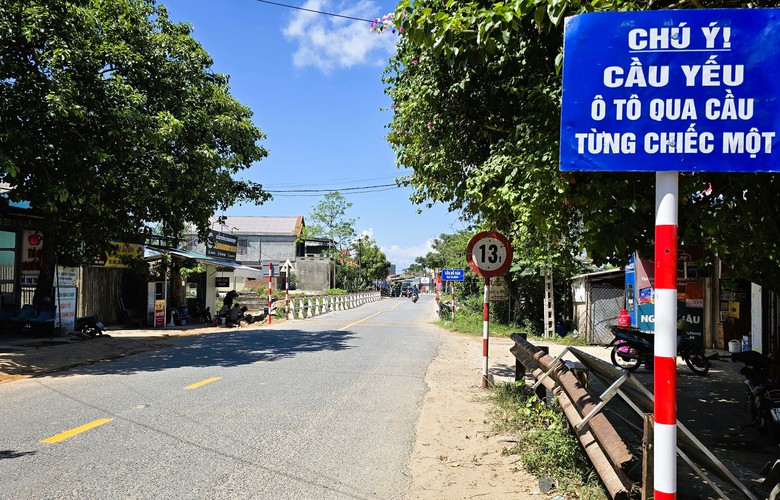 Kiểm tra, r&agrave; so&aacute;t loạt cầu yếu, cầu treo d&acirc;n sinh nguy cơ mất an to&agrave;n ở Quảng Trị- Ảnh 5.