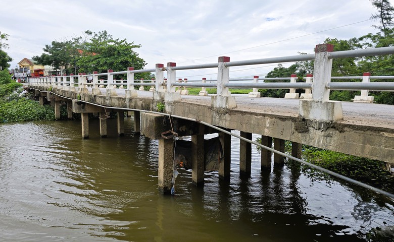 Kiểm tra, r&agrave; so&aacute;t loạt cầu yếu, cầu treo d&acirc;n sinh nguy cơ mất an to&agrave;n ở Quảng Trị- Ảnh 6.