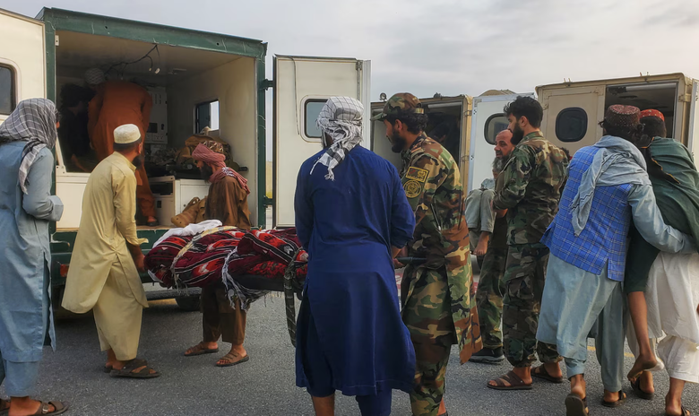 Động đất kinh hoàng tại Afghanistan, 622 người thiệt mạng, hơn 1.500 người bị thương- Ảnh 1. Động đất kinh hoàng tại Afghanistan, 622 người thiệt mạng, hơn 1.500 người bị thương- Ảnh 1.