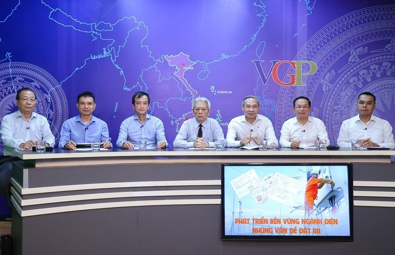 Cần xác định ngưỡng chịu đựng khi tăng giá điện- Ảnh 1. Cần xác định ngưỡng chịu đựng khi tăng giá điện- Ảnh 1.