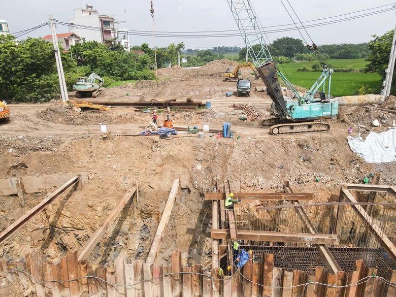 Cận cảnh đường hơn 460 tỷ đồng ở Bắc Ninh sau hơn 5 tháng thi công- Ảnh 8. Cận cảnh đường hơn 460 tỷ đồng ở Bắc Ninh sau hơn 5 tháng thi công- Ảnh 8.