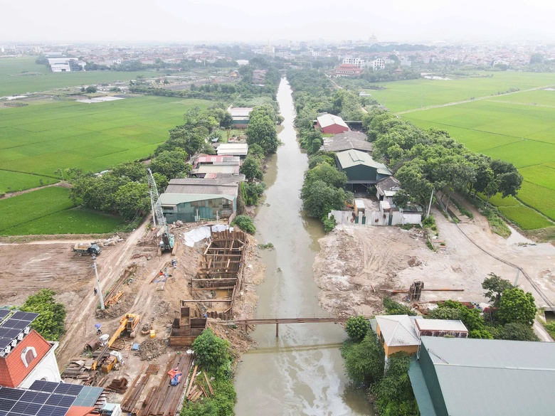 Cận cảnh đường hơn 460 tỷ đồng ở Bắc Ninh sau hơn 5 tháng thi công- Ảnh 18. Cận cảnh đường hơn 460 tỷ đồng ở Bắc Ninh sau hơn 5 tháng thi công- Ảnh 18.