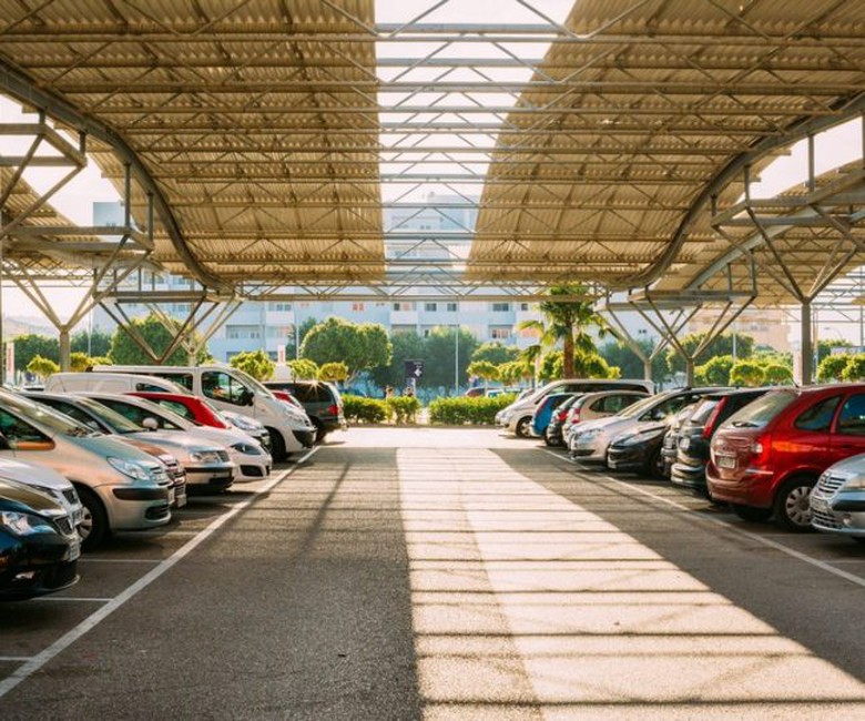 Hà Nội di dời bãi xe dưới gầm cầu, tìm giải pháp tổng thể cho giao thông tĩnh- Ảnh 1. Hà Nội di dời bãi xe dưới gầm cầu, tìm giải pháp tổng thể cho giao thông tĩnh- Ảnh 1.