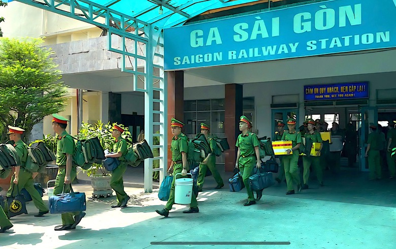 Đường sắt nhận đăng ký mua vé tập thể tàu Tết Bính Ngọ 2026- Ảnh 1. Đường sắt nhận đăng ký mua vé tập thể tàu Tết Bính Ngọ 2026- Ảnh 1.