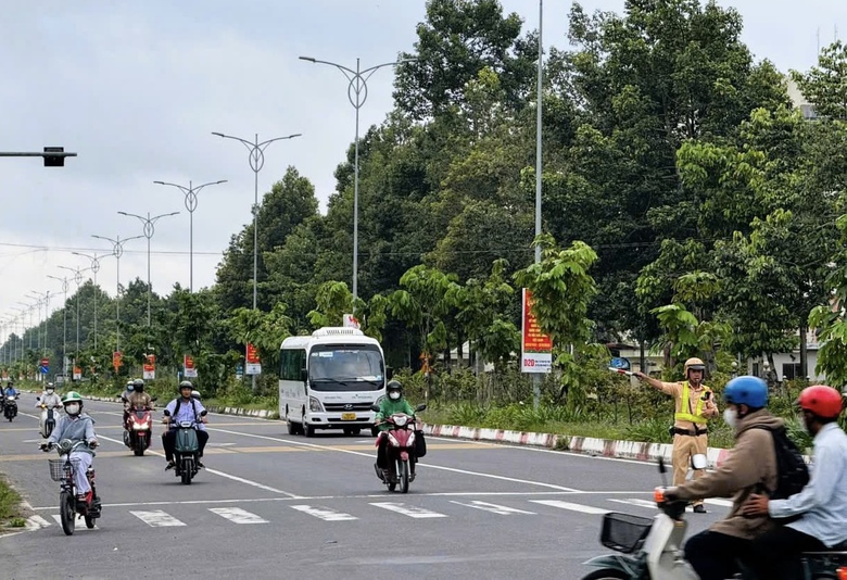 Đồng Nai: 8 th&aacute;ng, hơn 1.900 học sinh vi phạm giao th&ocirc;ng- Ảnh 1.
