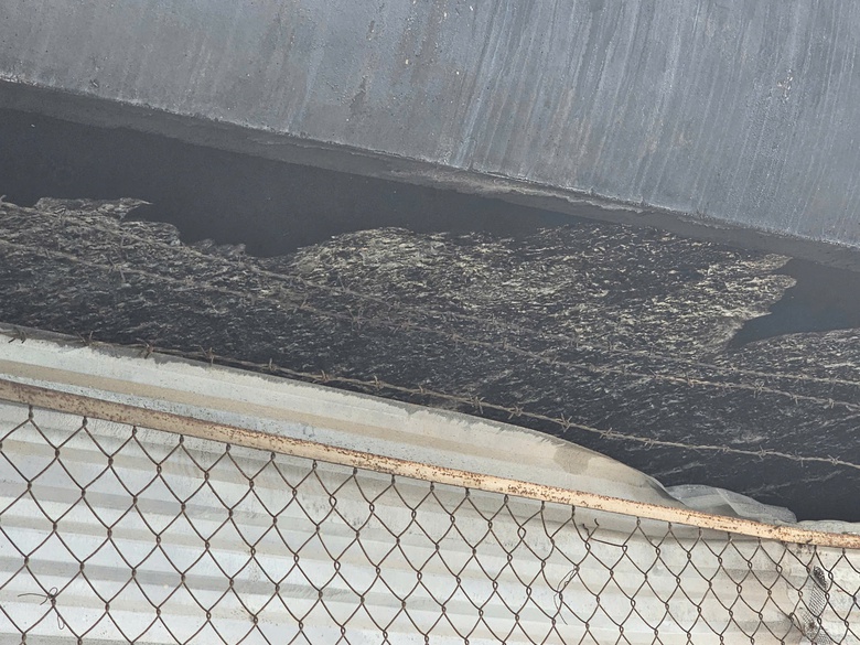 Sau vụ ch&aacute;y dưới gầm cầu Vĩnh Tuy, 3/4 b&atilde;i xe bị "x&oacute;a sổ"- Ảnh 24.