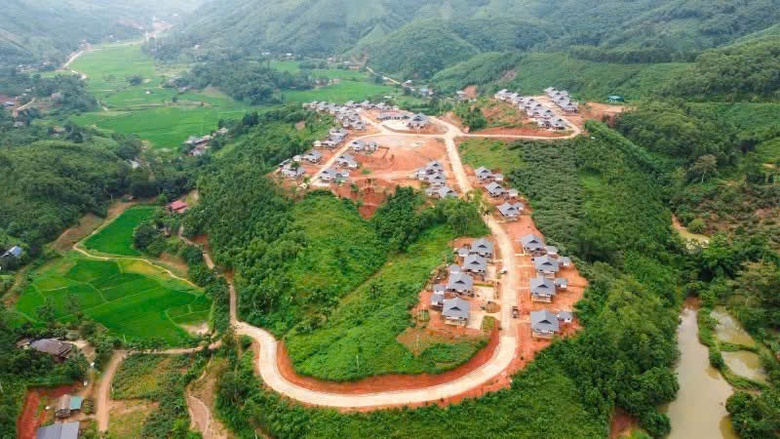 L&agrave;o Cai tưởng niệm một năm thảm họa lũ qu&eacute;t L&agrave;ng Nủ- Ảnh 4.