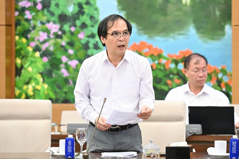 Chủ tịch Quốc hội: Doanh nghiệp đ&atilde; ph&aacute; sản, thủ tục vẫn k&eacute;o d&agrave;i sẽ rất phiền h&agrave;- Ảnh 2.