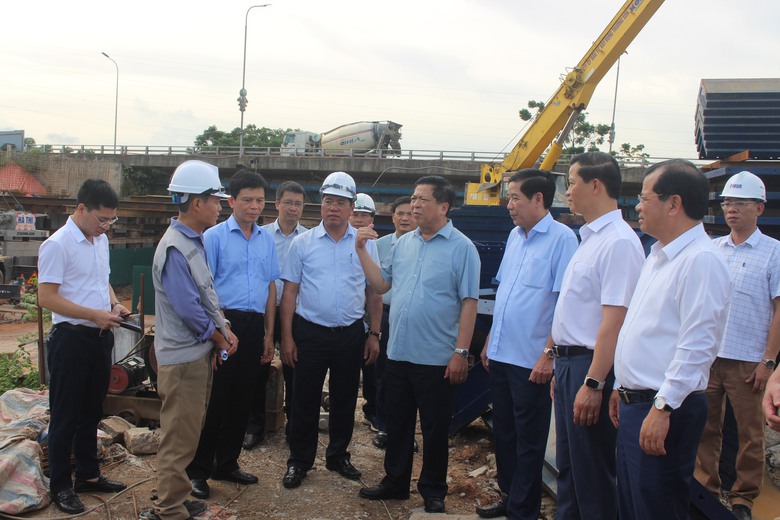 Bộ trưởng Trần Hồng Minh: Sớm khắc phục vướng mắc quy hoạch và hạ tầng tại Bắc Ninh- Ảnh 2. Bộ trưởng Trần Hồng Minh: Sớm khắc phục vướng mắc quy hoạch và hạ tầng tại Bắc Ninh- Ảnh 2.