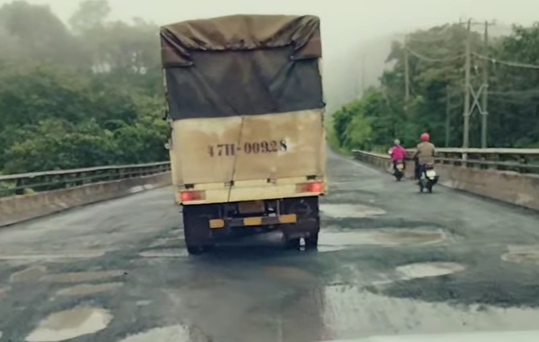 Từ tháng 10, sửa chữa các điểm hư hỏng nặng trên quốc lộ 14 qua Đồng Nai- Ảnh 2. Từ tháng 10, sửa chữa các điểm hư hỏng nặng trên quốc lộ 14 qua Đồng Nai- Ảnh 2.