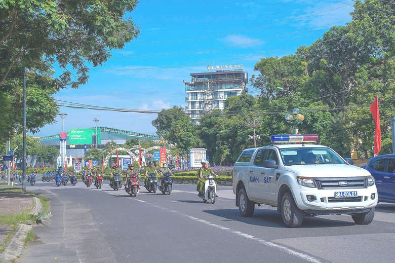 Ph&uacute; Thọ siết chặt quản l&yacute; đất đai, xử l&yacute; vi phạm trật tự x&acirc;y dựng, an to&agrave;n giao th&ocirc;ng- Ảnh 2.