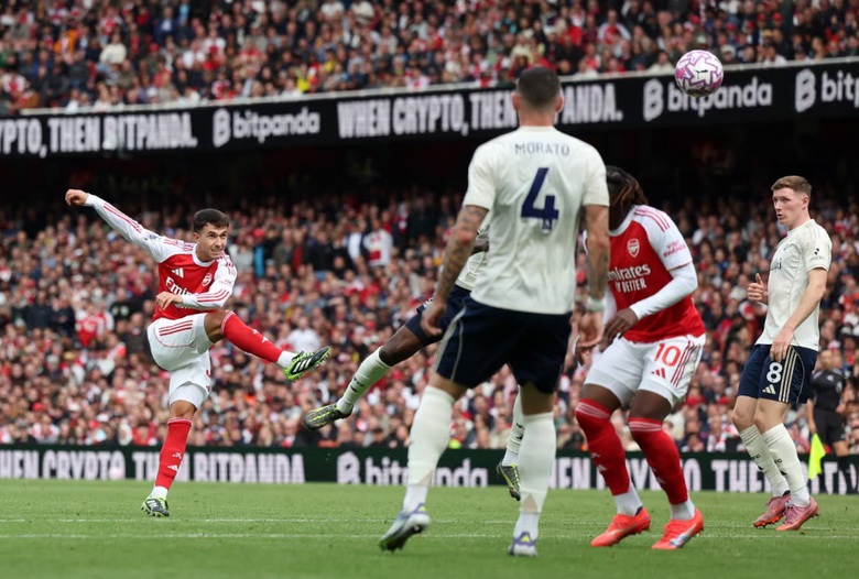 Zubimendi lập c&uacute; đ&uacute;p, Arsenal dễ d&agrave;ng đ&aacute;nh bại Nottingham- Ảnh 1.