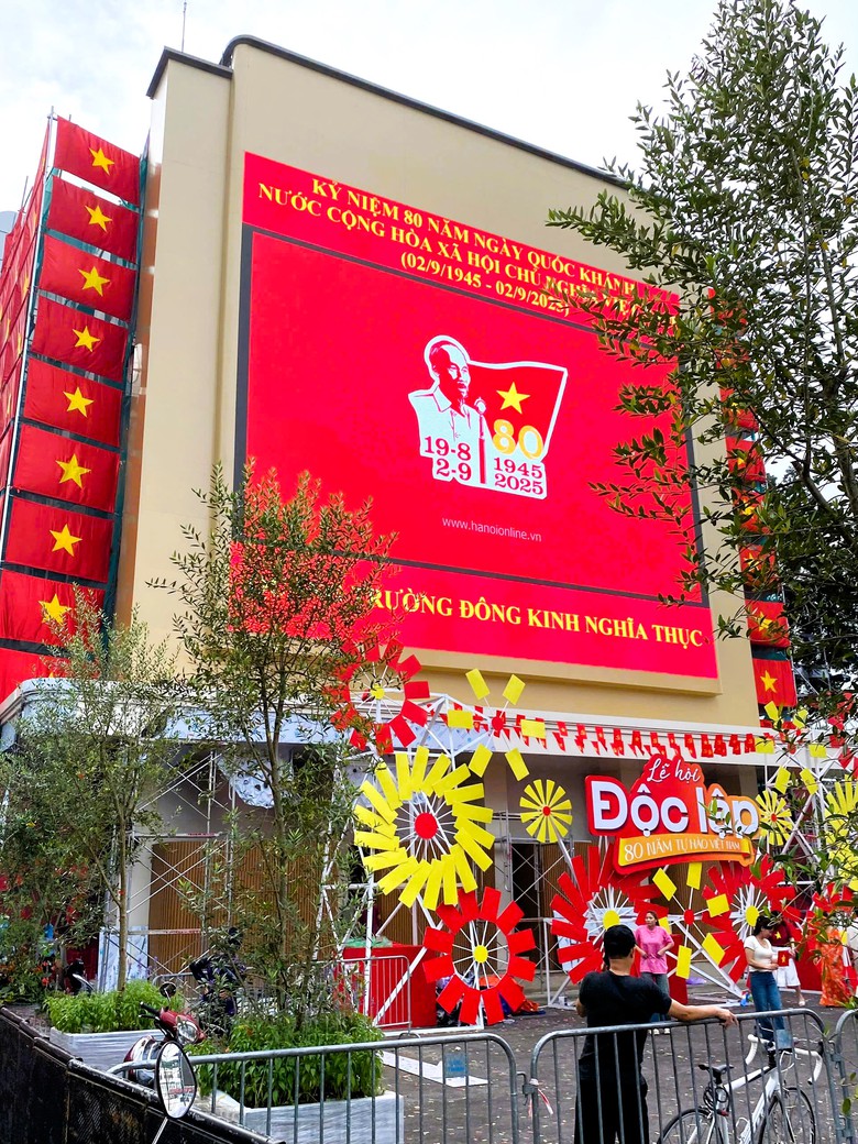 H&agrave; Nội cải tạo quảng trường Đ&ocirc;ng Kinh - Nghĩa Thục: C&aacute;c chuy&ecirc;n gia n&oacute;i g&igrave; về thiết kế mới?- Ảnh 4.