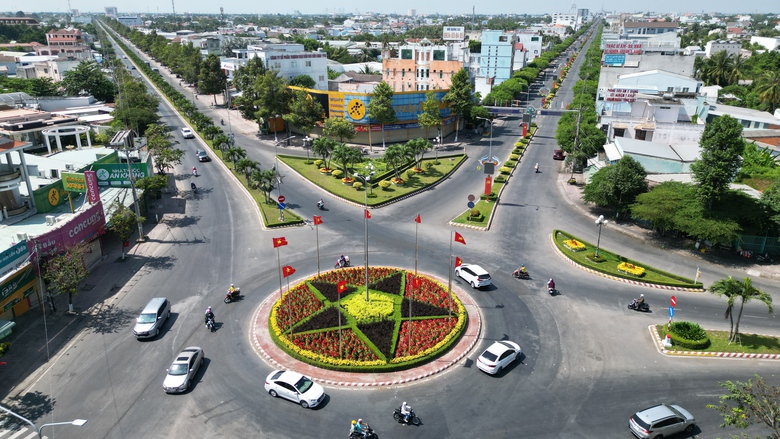 Vĩnh Long cần ưu ti&ecirc;n ph&aacute;t triển hệ thống giao th&ocirc;ng, mở ra kh&ocirc;ng gian ph&aacute;t triển- Ảnh 5.