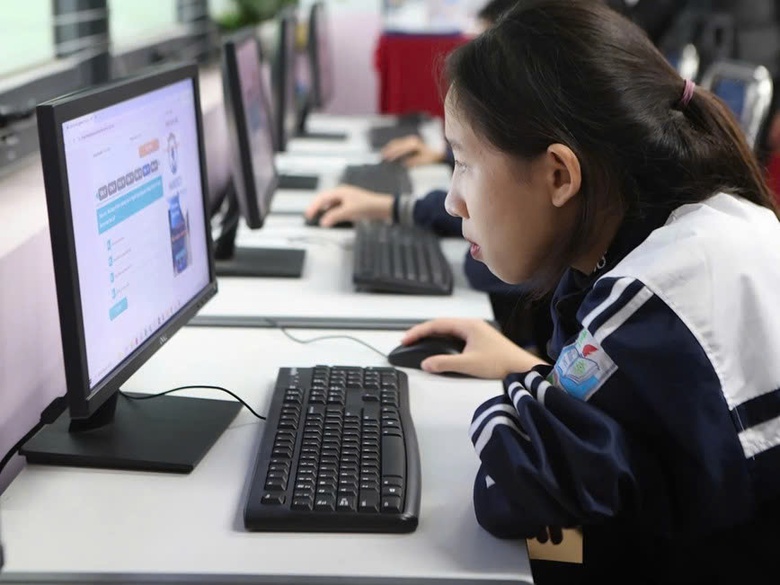 Khởi động Chương trình truyền thông “Vì An toàn giao thông Thủ đô”- Ảnh 2. Khởi động Chương trình truyền thông “Vì An toàn giao thông Thủ đô”- Ảnh 2.