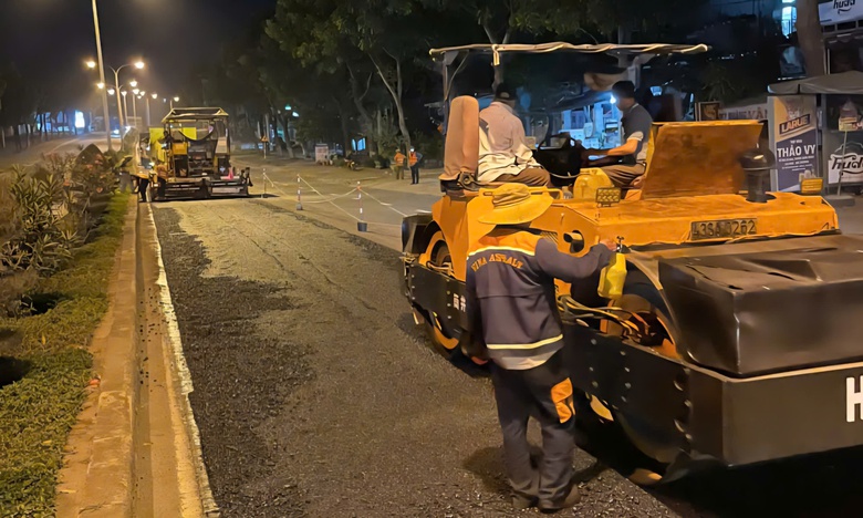 Đà Nẵng tập trung sửa đường hỏng, đảm bảo ATGT trước mùa mưa- Ảnh 2. Đà Nẵng tập trung sửa đường hỏng, đảm bảo ATGT trước mùa mưa- Ảnh 2.