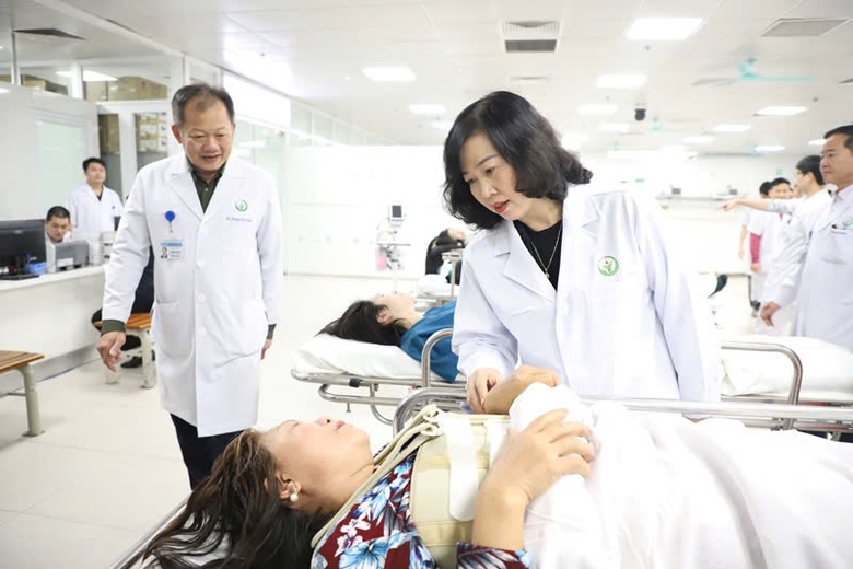 Ng&agrave;nh Y tế cần l&agrave;m g&igrave; để hiện thực h&oacute;a miễn viện ph&iacute; từ năm 2030?- Ảnh 1.