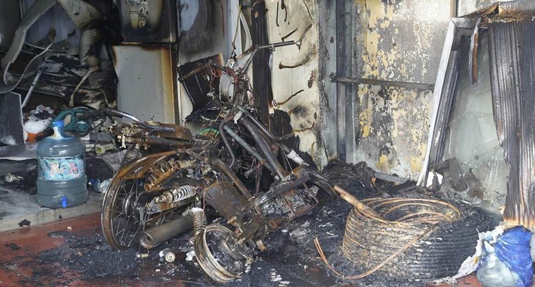 Ch&aacute;y nh&agrave; tạm khiến 4 người chết ở Thường T&iacute;n: C&ocirc;ng tr&igrave;nh x&acirc;y dựng tr&aacute;i ph&eacute;p- Ảnh 2.