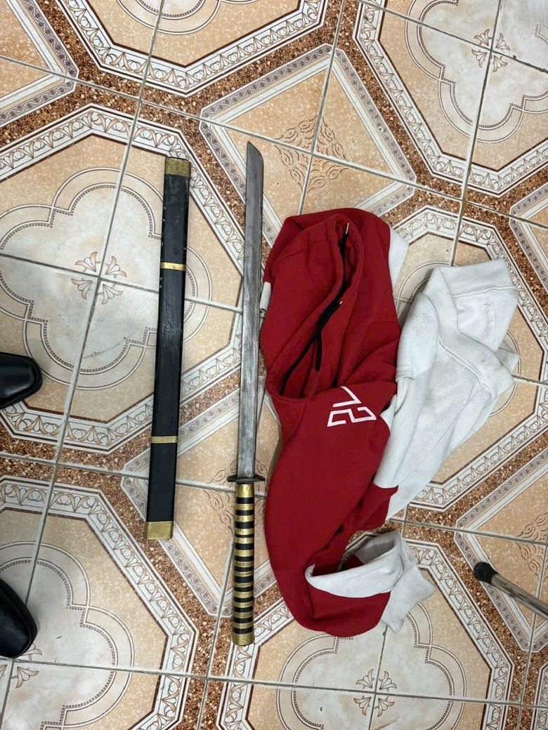 CSGT L&agrave;o Cai căng m&igrave;nh đảm bảo ATGT, ngăn chặn thanh thiếu ni&ecirc;n g&acirc;y rối trật tự- Ảnh 3.