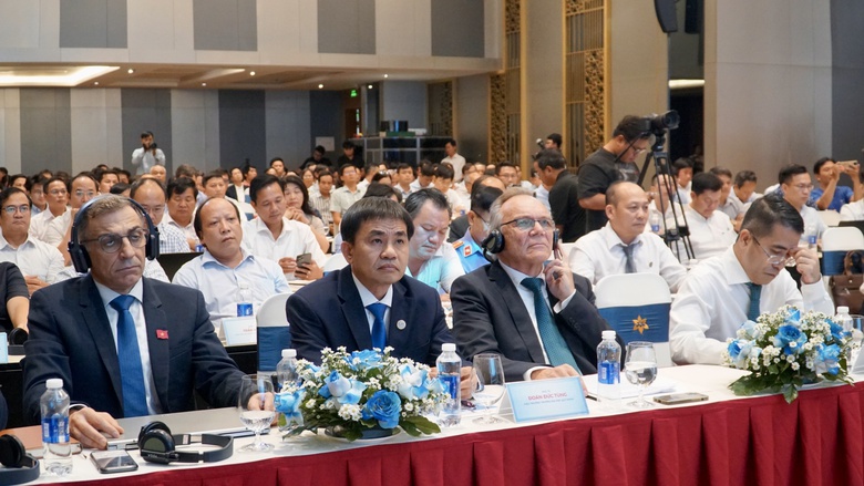 Gia Lai hướng tới trở thành trung tâm năng lượng sạch khu vực miền Trung - Tây Nguyên- Ảnh 2. Gia Lai hướng tới trở thành trung tâm năng lượng sạch khu vực miền Trung - Tây Nguyên- Ảnh 2.