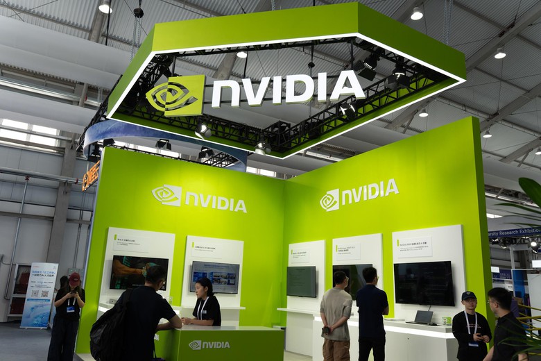 Trung Quốc cấm c&aacute;c c&ocirc;ng ty c&ocirc;ng nghệ h&agrave;ng đầu mua chip AI của Nvidia- Ảnh 1.