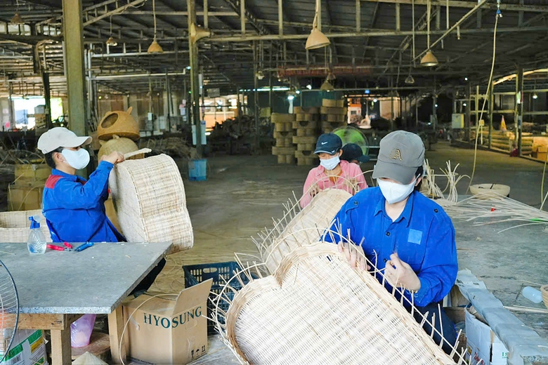 Thổi hồn v&agrave;o kiến tr&uacute;c hiện đại với m&acirc;y, tre- Ảnh 2.