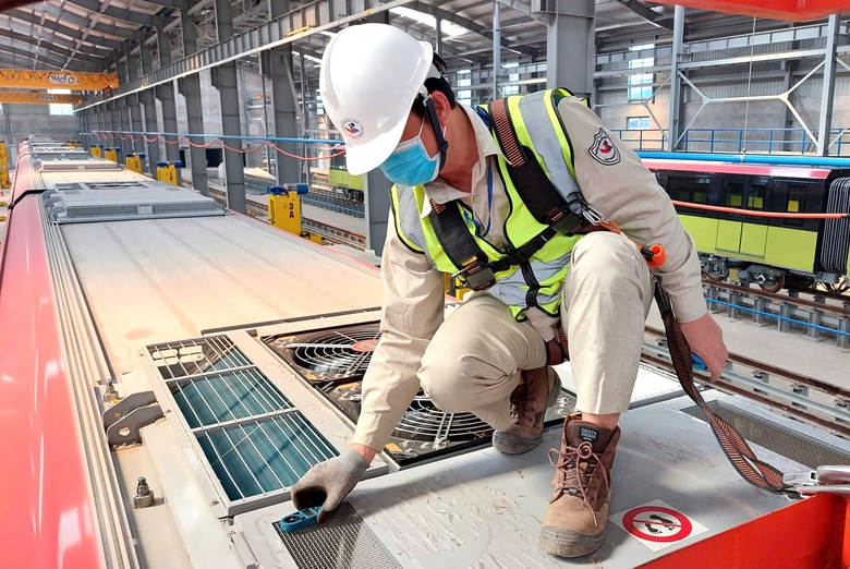 Tận dụng nh&acirc;n lực c&oacute; kinh nghiệm, r&uacute;t ngắn thời gian đ&agrave;o tạo đăng kiểm vi&ecirc;n đường sắt- Ảnh 1.