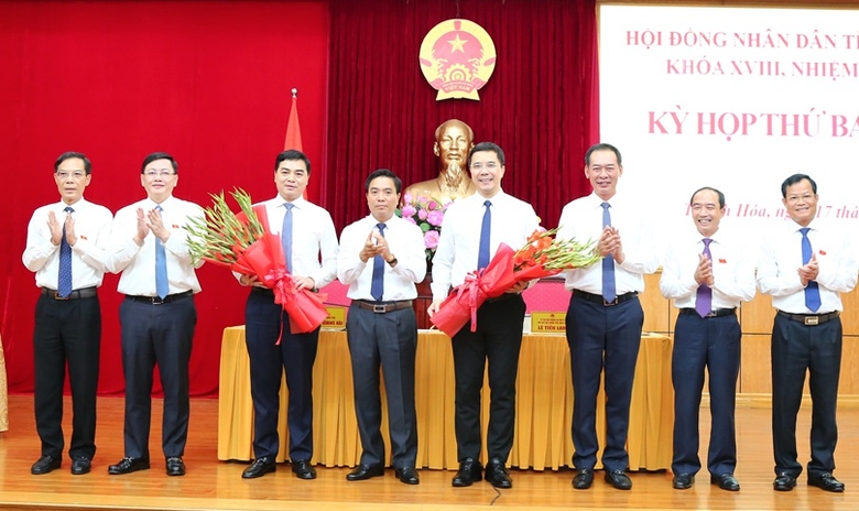 Tân Chủ tịch UBND tỉnh Thanh Hóa là ai?- Ảnh 2. Tân Chủ tịch UBND tỉnh Thanh Hóa là ai?- Ảnh 2.