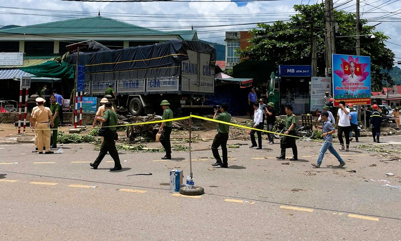 Lời khai của t&agrave;i xế vụ &ocirc; t&ocirc; g&acirc;y tai nạn l&agrave;m 3 người chết, 9 người bị thương ở Quảng Trị- Ảnh 1.