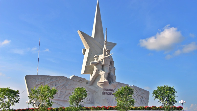 11 c&ocirc;ng tr&igrave;nh ch&agrave;o mừng Đại hội Đảng bộ tỉnh C&agrave; Mau- Ảnh 1.