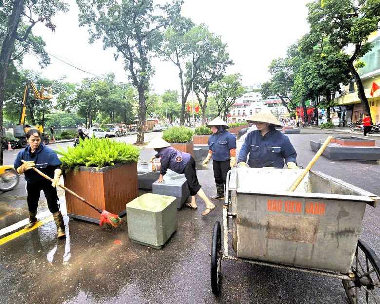 Người d&acirc;n n&oacute;i g&igrave; về kh&ocirc;ng gian đi bộ tại khu vực quảng trường Đ&ocirc;ng Kinh - Nghĩa Thục?- Ảnh 18.