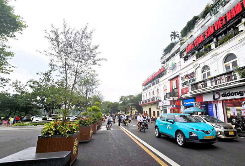 Người d&acirc;n n&oacute;i g&igrave; về kh&ocirc;ng gian đi bộ tại khu vực quảng trường Đ&ocirc;ng Kinh - Nghĩa Thục?- Ảnh 15.