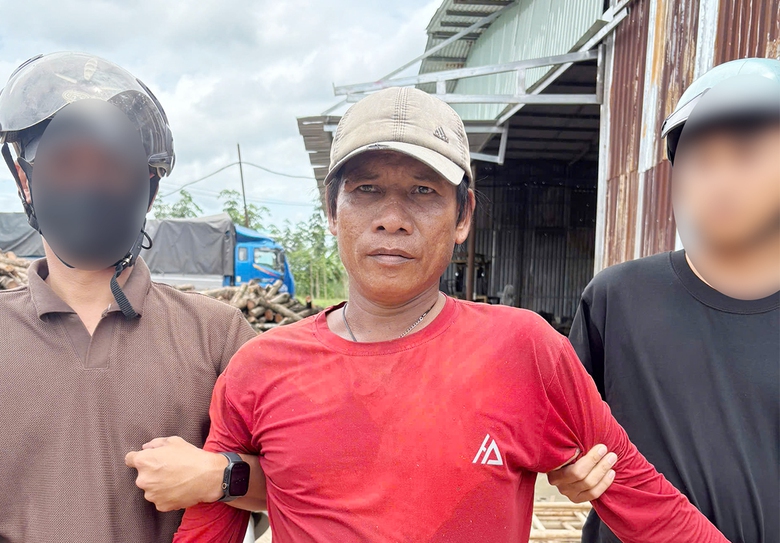 An Giang bắt giữ đối tượng bị truy n&atilde; v&igrave; chống người thi h&agrave;nh c&ocirc;ng vụ- Ảnh 1.