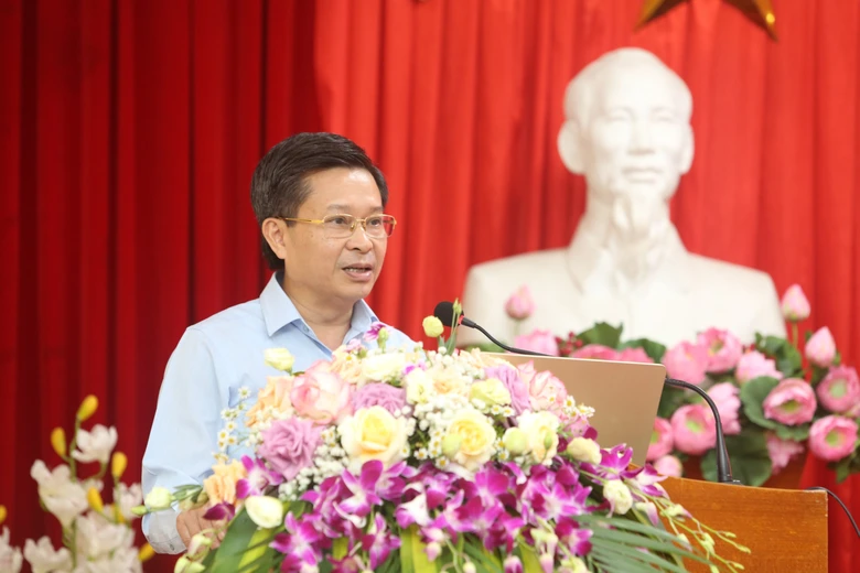 Đảng ủy Bộ Xây dựng tổ chức tập huấn công tác Đảng, quán triệt văn bản mới năm 2025- Ảnh 5. Đảng ủy Bộ Xây dựng tổ chức tập huấn công tác Đảng, quán triệt văn bản mới năm 2025- Ảnh 5.