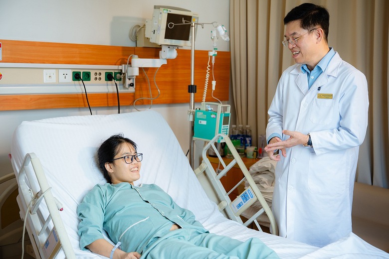 Hiến gan cứu vợ, chồng n&oacute;i một c&acirc;u khiến ai nghe cũng nghẹn lời- Ảnh 3.