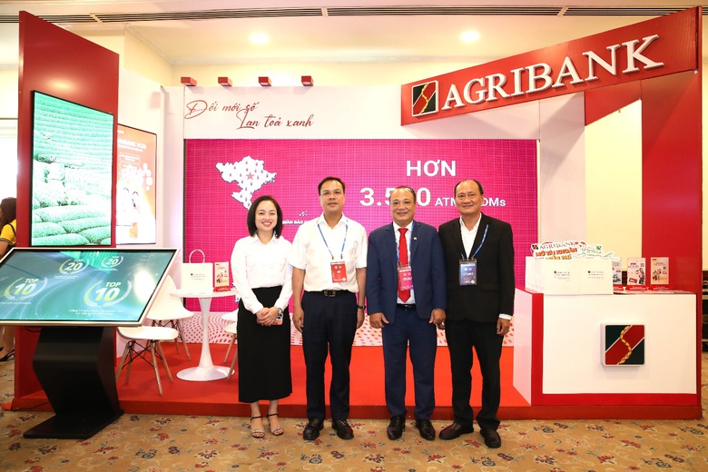 Agribank x&acirc;y dựng th&agrave;nh c&ocirc;ng hệ sinh th&aacute;i t&agrave;i ch&iacute;nh hiện đại- Ảnh 1.
