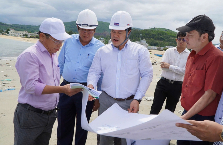 Quảng Ng&atilde;i: Dự &aacute;n nạo v&eacute;t cảng biển cần nơi đổ thải gần nửa triệu m&eacute;t khối b&ugrave;n, c&aacute;t- Ảnh 3.