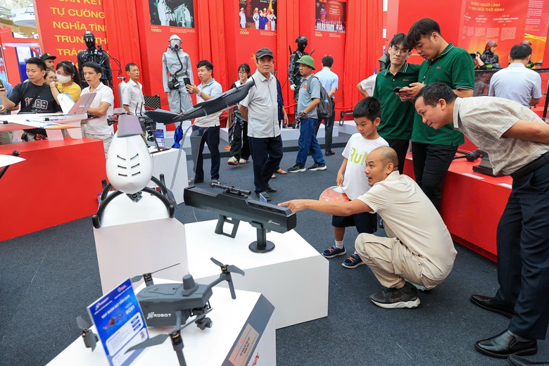 H&agrave; Nội đ&oacute;n lượng kh&aacute;ch kỷ lục dịp Quốc kh&aacute;nh 2/9- Ảnh 2.