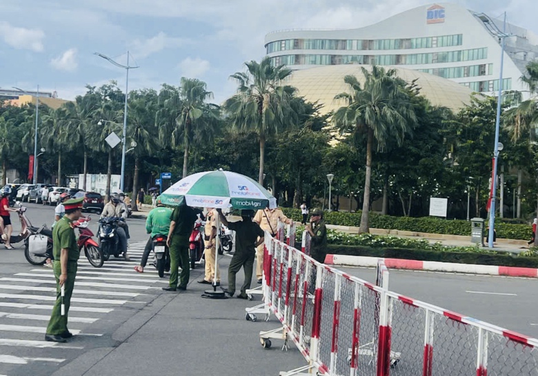 Đồng Nai - TP.HCM: Chuẩn bị xong ng&agrave;n gi&agrave;n ph&aacute;o hoa sẵn s&agrave;ng chờ tỏa s&aacute;ng giữa phố v&agrave; biển- Ảnh 5.