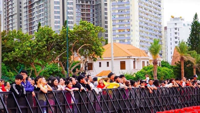 Đồng Nai - TP.HCM: Chuẩn bị xong ng&agrave;n gi&agrave;n ph&aacute;o hoa sẵn s&agrave;ng chờ tỏa s&aacute;ng giữa phố v&agrave; biển- Ảnh 10.