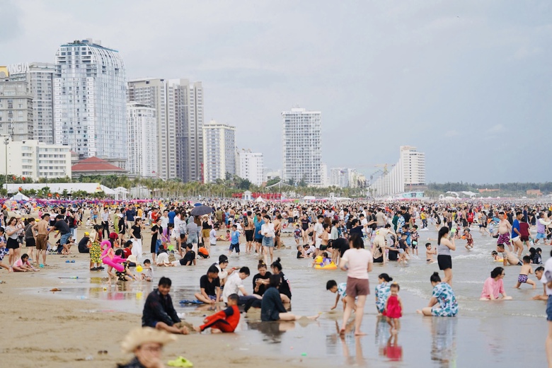 Biển Vũng T&agrave;u v&agrave; c&aacute;c khu du lịch ở Đồng Nai bội thu sau kỳ nghỉ lễ 2/9- Ảnh 1.