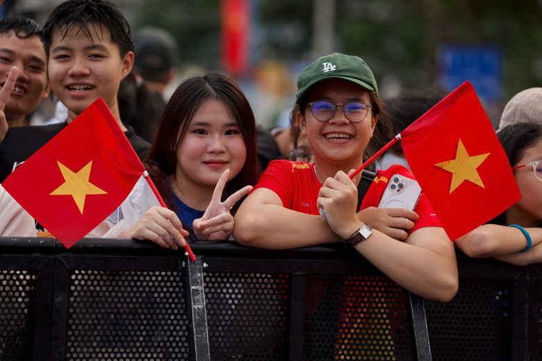 Mãn nhãn với đại tiệc ánh sáng chào mừng Quốc khánh 2/9 tại nhiều tỉnh, thành- Ảnh 11. Mãn nhãn với đại tiệc ánh sáng chào mừng Quốc khánh 2/9 tại nhiều tỉnh, thành- Ảnh 11.